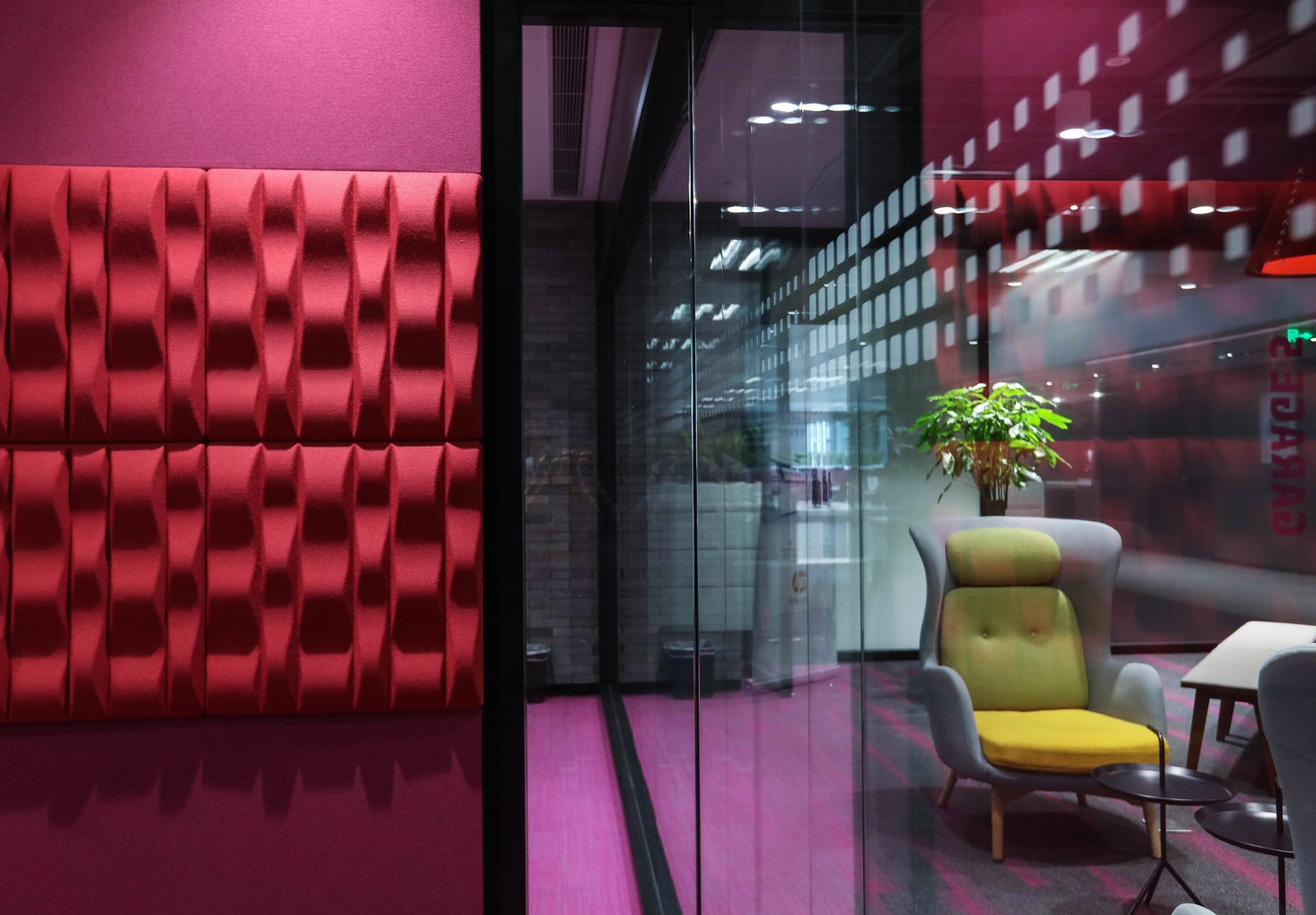 Gabriel acoustic panels in a quiet lounge