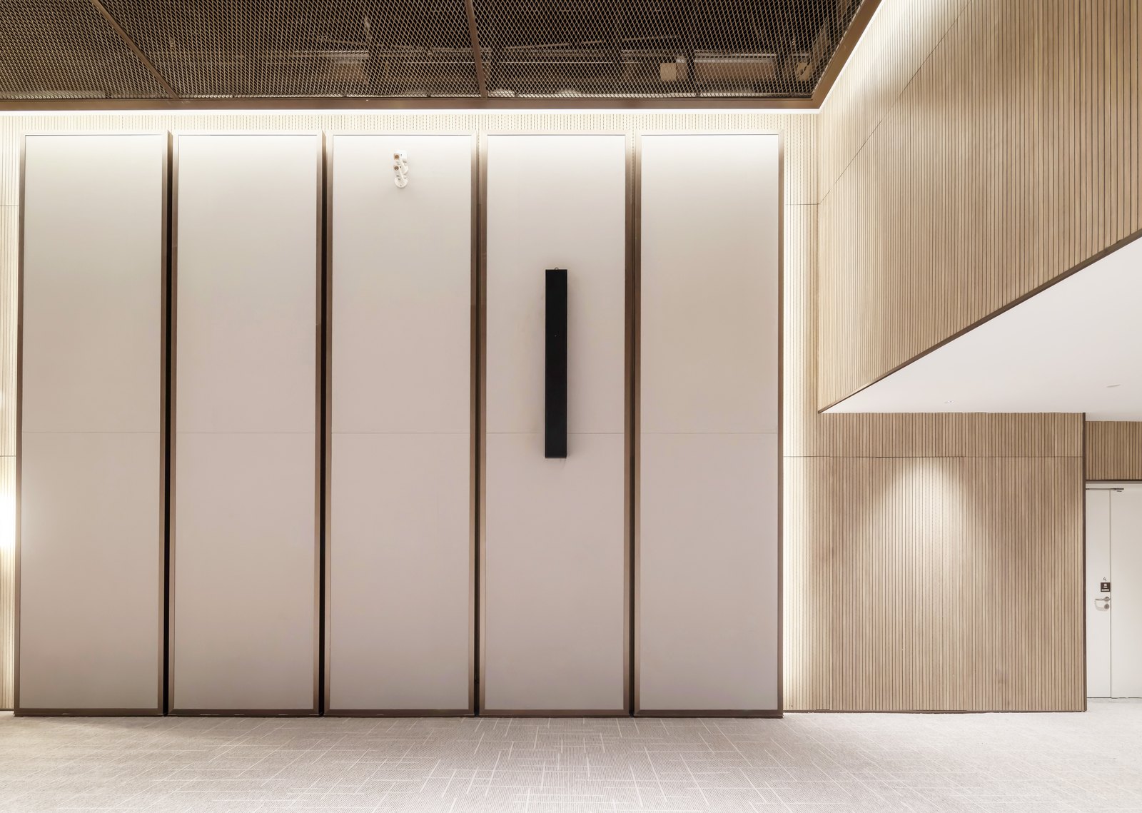 Gabriel VIEW acoustic wall
